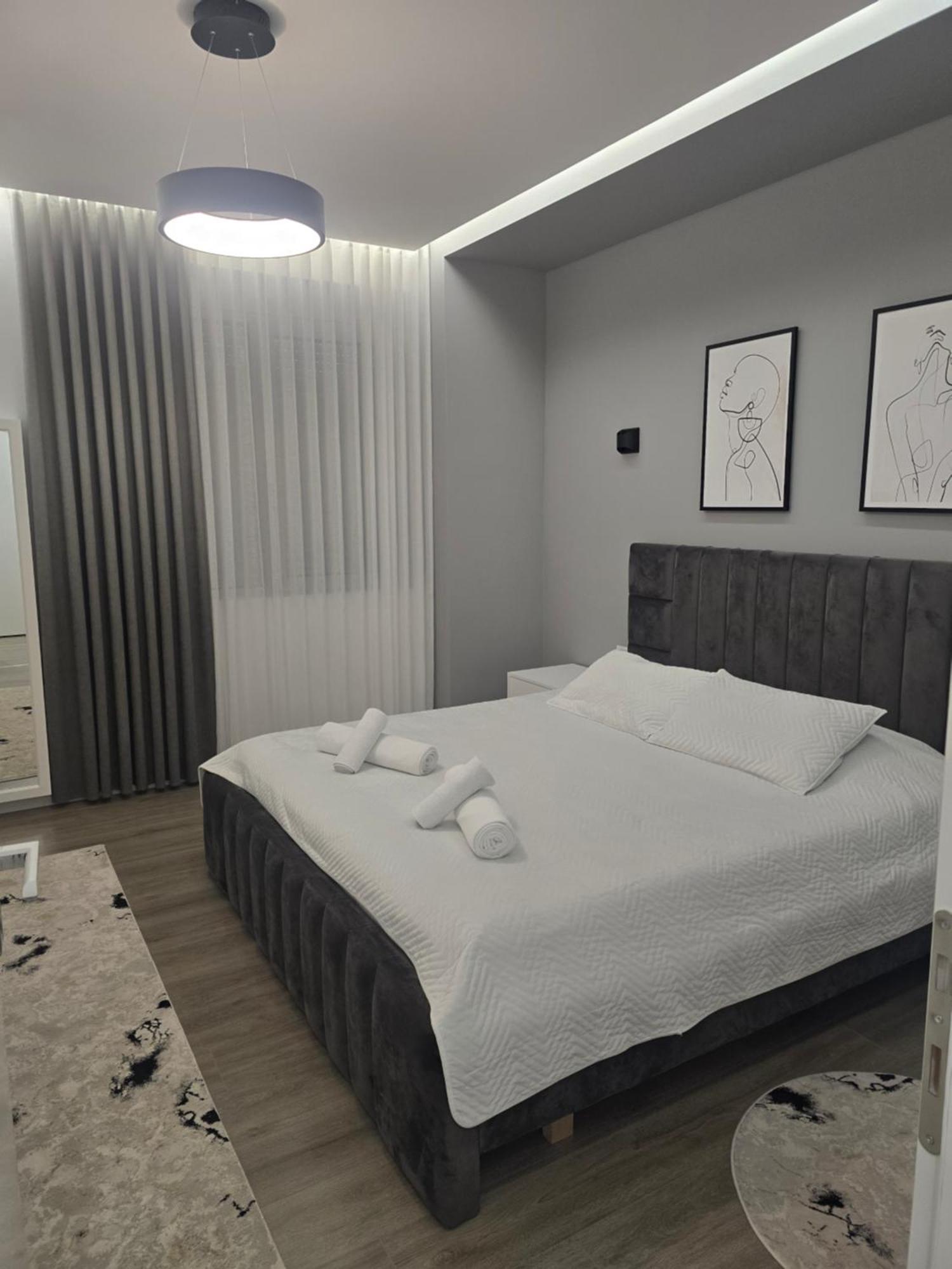Riar Apartaments Korce Exterior foto