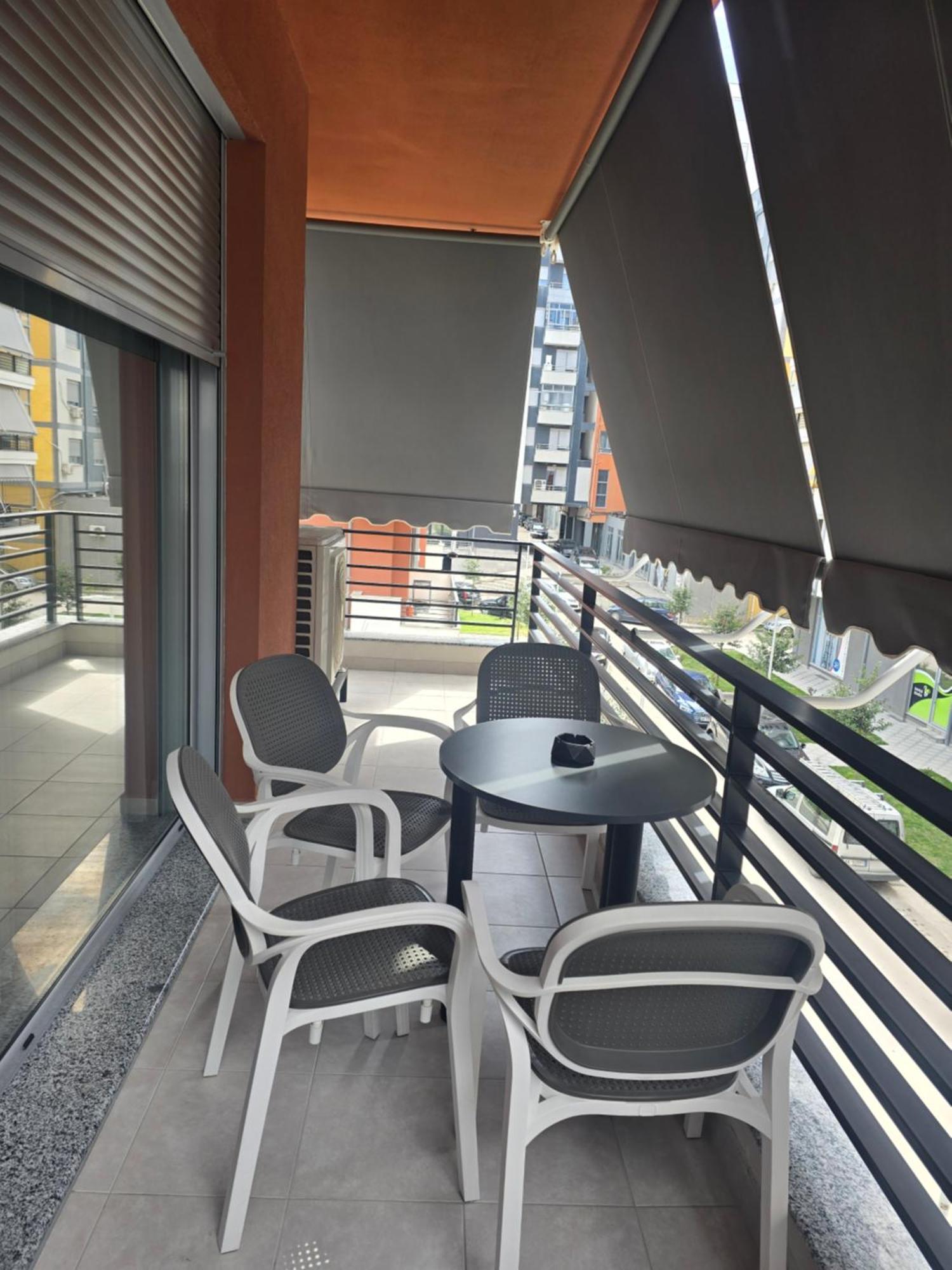 Riar Apartaments Korce Exterior foto